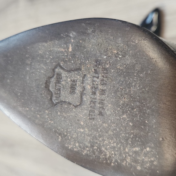 STUART WEITZMAN black patent heels - Picture 13 of 14